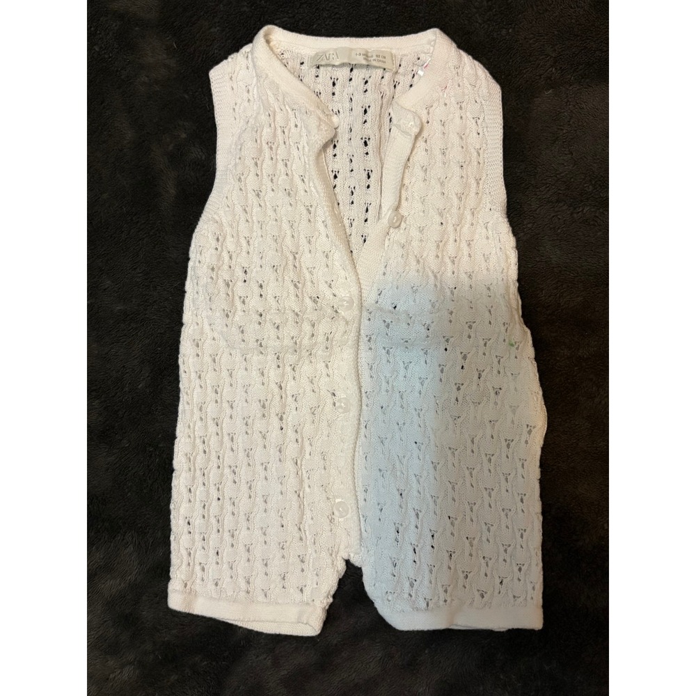 Zara‎ Baby White Knit Button Front Sleeveless Vest Sweater 1-3 Months